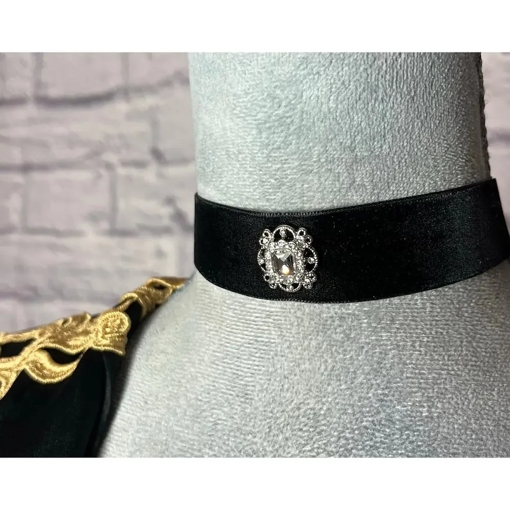 Handmade Victorian Style Velvet Choker Necklace with Faux Diamond Centerpiece